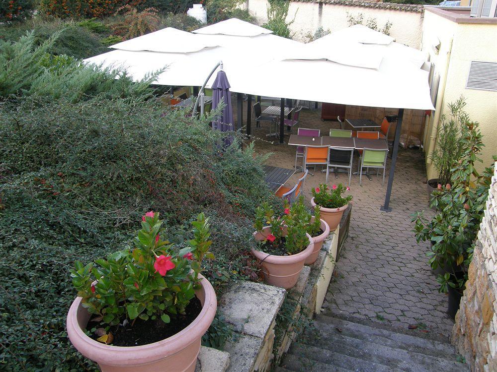 Hotel Le Collonges Fontaines-sur-Saone Exterior photo